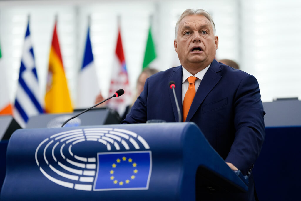 Viktor Orbán počas prejavu v maďarskom parlamente